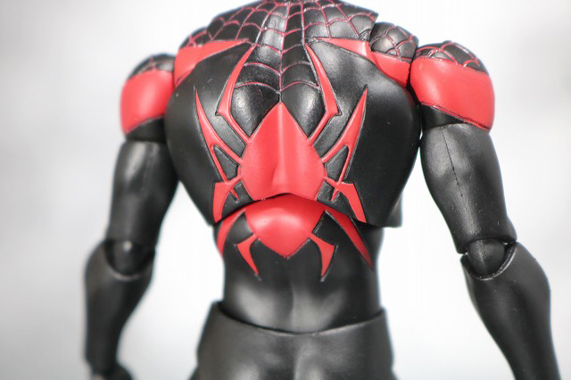 MAFEX　スパイダーマン　マイルス・モラレス　全身