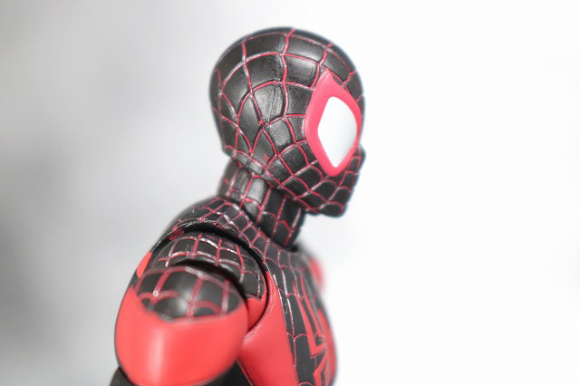 MAFEX　スパイダーマン　マイルス・モラレス　全身