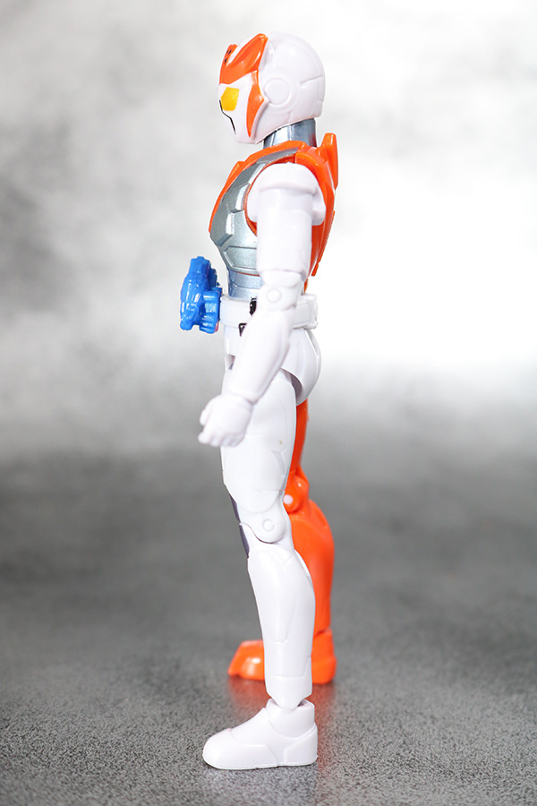 RKF　RIDER KICK'S FIGURE　仮面ライダーバルキリー　ラッシングチーター　レビュー　全身