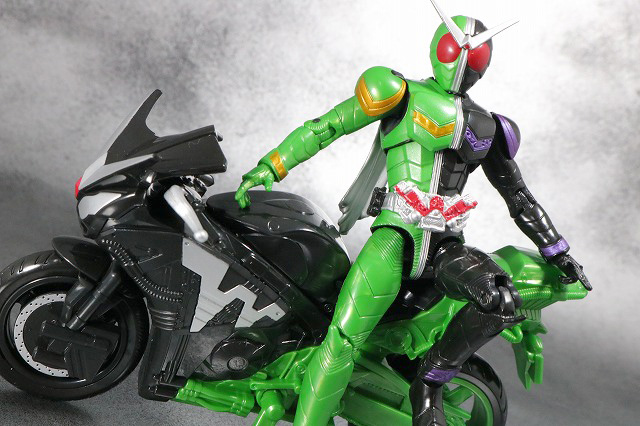 RKF　RIDER KICK'S FIGURE　仮面ライダーW サイクロンジョーカー　ハードボイルダー　レビュー　アクション