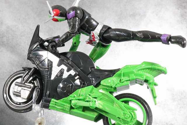 RKF　RIDER KICK'S FIGURE　仮面ライダーW サイクロンジョーカー　ハードボイルダー　レビュー　アクション