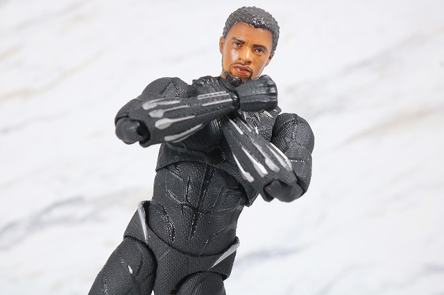 MAFEX　ブラックパンサー　レビュー