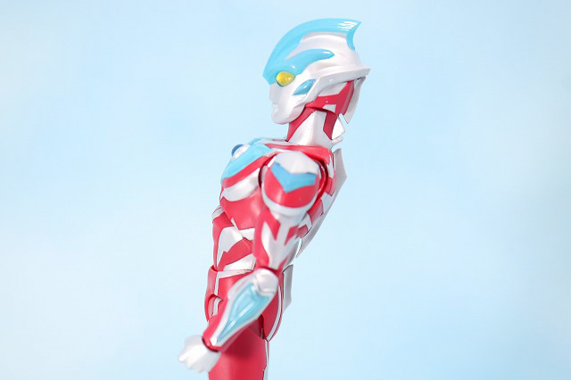 S.H.フィギュアーツ　ウルトラマンギンガ　レビュー　可動範囲