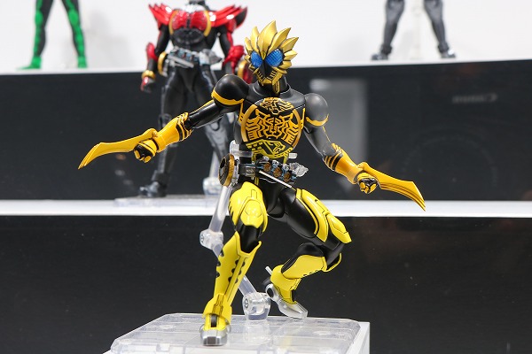 S.H.フィギュアーツ　仮面ライダーオーズ ラトラータコンボ　真骨彫製法