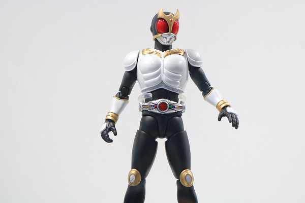 S.H.フィギュアーツ　仮面ライダークウガ　グローイング　真骨彫製法