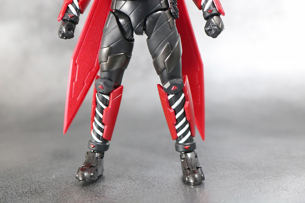 S.H.フィギュアーツ　仮面ライダービルド　ラビットラビットフォーム　レビュー　全身