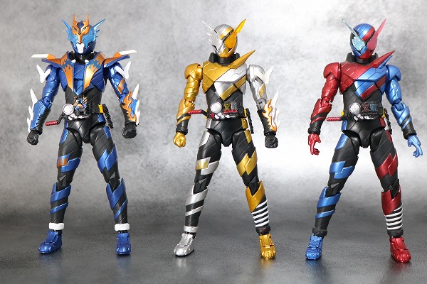 S.H.フィギュアーツ　仮面ライダービルド　トライアルフォーム　ラビットドラゴン　レビュー　全身　ラビットタンク　仮面ライダークローズ　比較