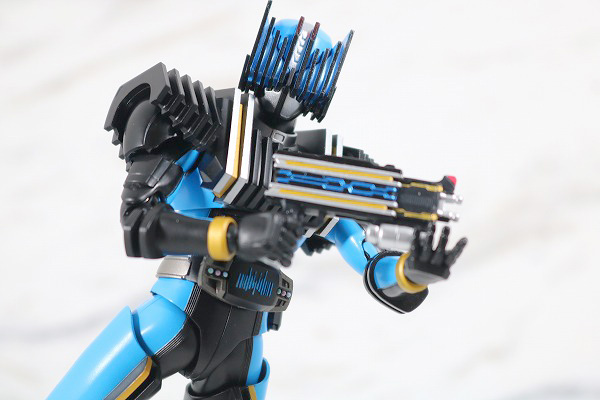 S.H.フィギュアーツ　仮面ライダーディエンド　真骨彫製法　レビュー　アクション