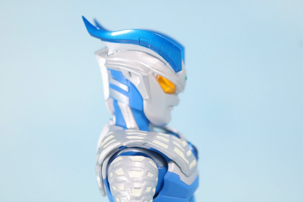 S.H.フィギュアーツ　ルナミラクルゼロ　ウルトラマンゼロ　レビュー　全身