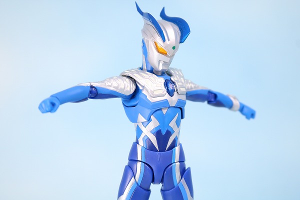 S.H.フィギュアーツ　ルナミラクルゼロ　ストロングコロナゼロ　ウルトラマンゼロ　レビュー　可動範囲