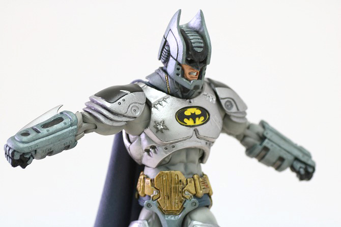 NECA　ネカ　バットマンVSプレデター　SDCC2019限定　バットマン　レビュー　可動範囲