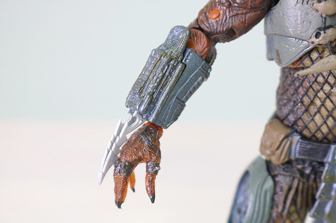 NECA　ネカ　バットマンVSプレデター　SDCC2019限定　プレデター　レビュー　全身