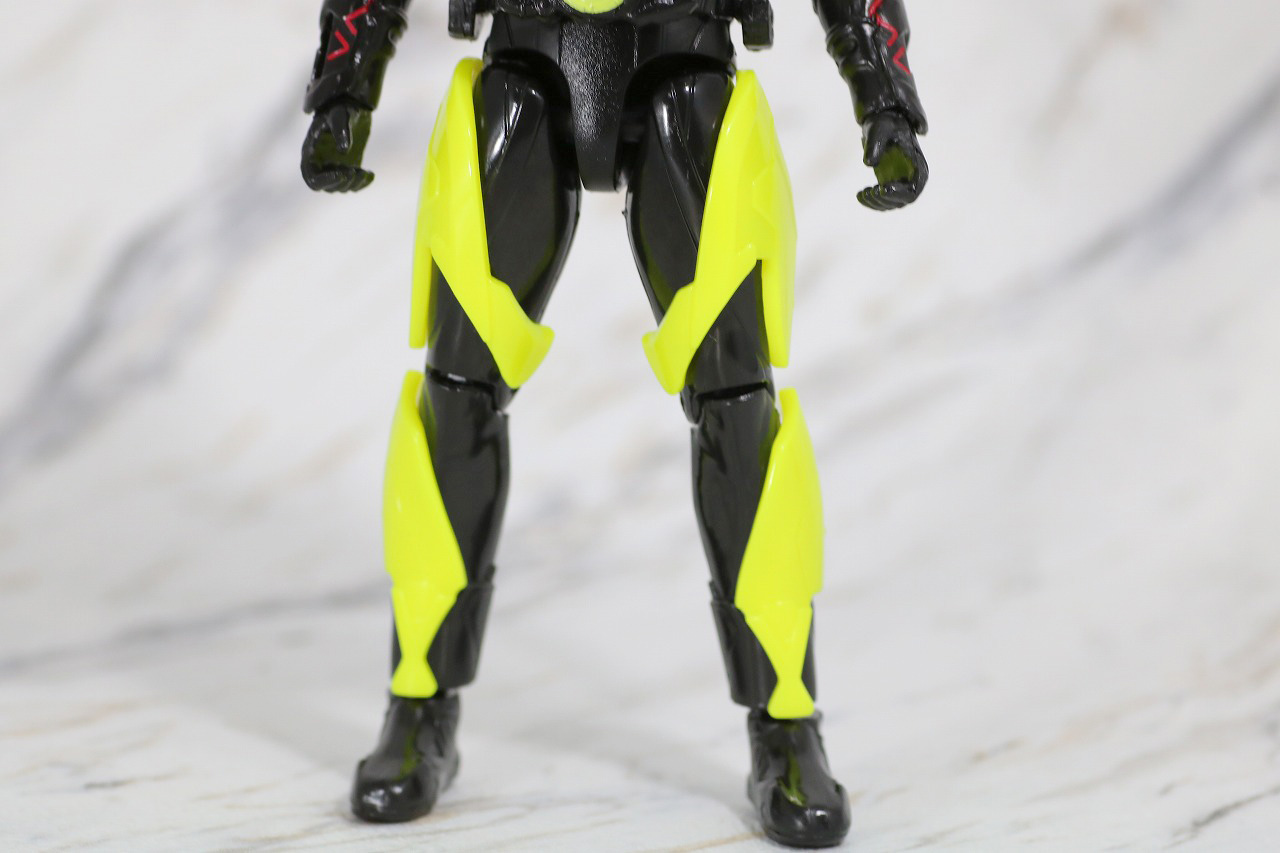 RKF　RIDER KICK'S FIGURE　仮面ライダーゼロワン　ハイブリットライズフィギュア　レビュー　ライジングホッパー　全身