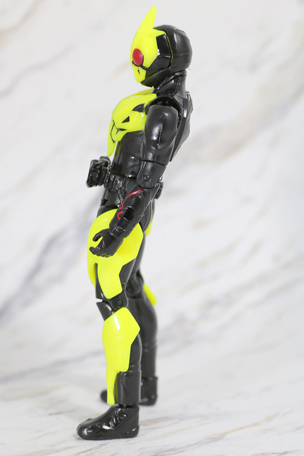 RKF　RIDER KICK'S FIGURE　仮面ライダーゼロワン　ハイブリットライズフィギュア　レビュー　ライジングホッパー　全身