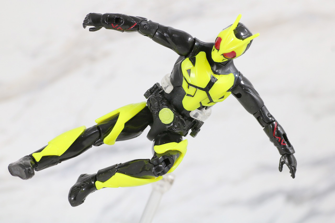 RKF　RIDER KICK'S FIGURE　仮面ライダーゼロワン　ハイブリットライズフィギュア　レビュー　ライジングホッパー　アクション