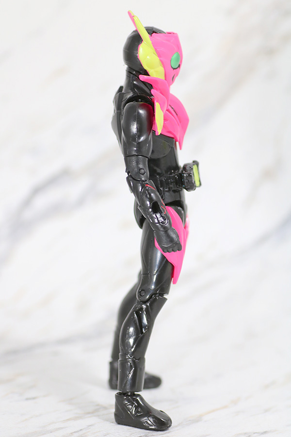 RKF　RIDER KICK'S FIGURE　仮面ライダーゼロワン　ハイブリットライズフィギュア　レビュー　フライングファルコン　全身