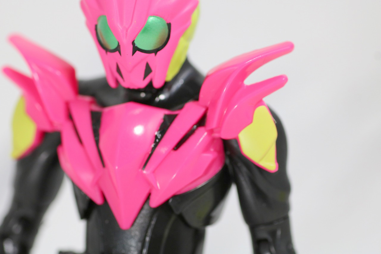 RKF　RIDER KICK'S FIGURE　仮面ライダーゼロワン　ハイブリットライズフィギュア　レビュー　フライングファルコン　全身