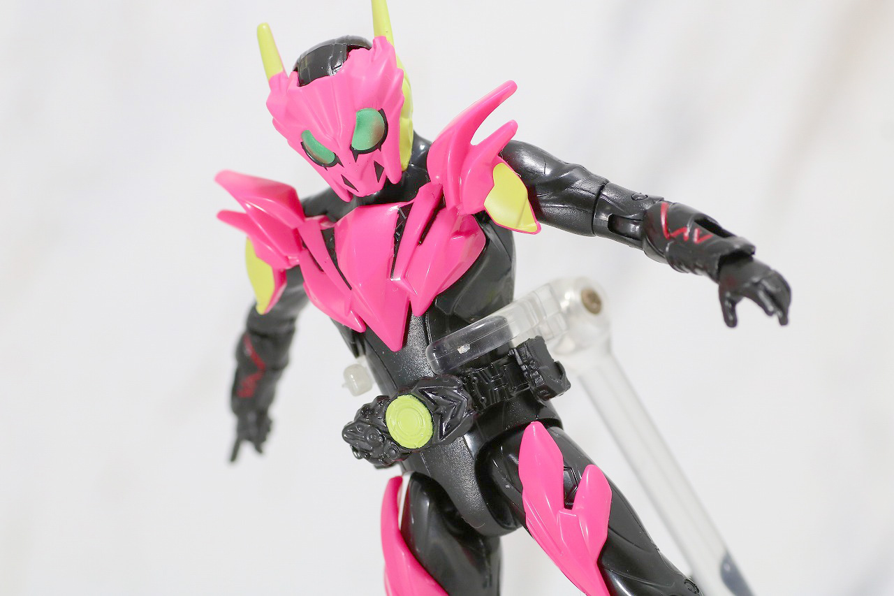 RKF　RIDER KICK'S FIGURE　仮面ライダーゼロワン　ハイブリットライズフィギュア　レビュー　フライングファルコン　アクション