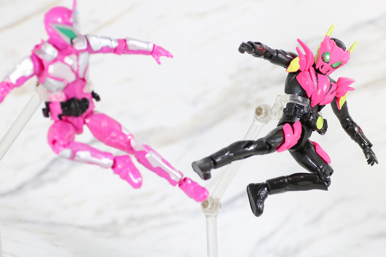 RKF　RIDER KICK'S FIGURE　仮面ライダーゼロワン　ハイブリットライズフィギュア　レビュー　フライングファルコン　アクション　仮面ライダー迅