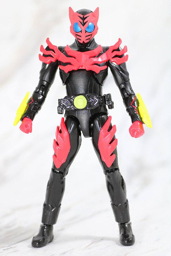 RKF　RIDER KICK'S FIGURE　仮面ライダーゼロワン　ハイブリットライズフィギュア　レビュー　フレイミングタイガー　全身