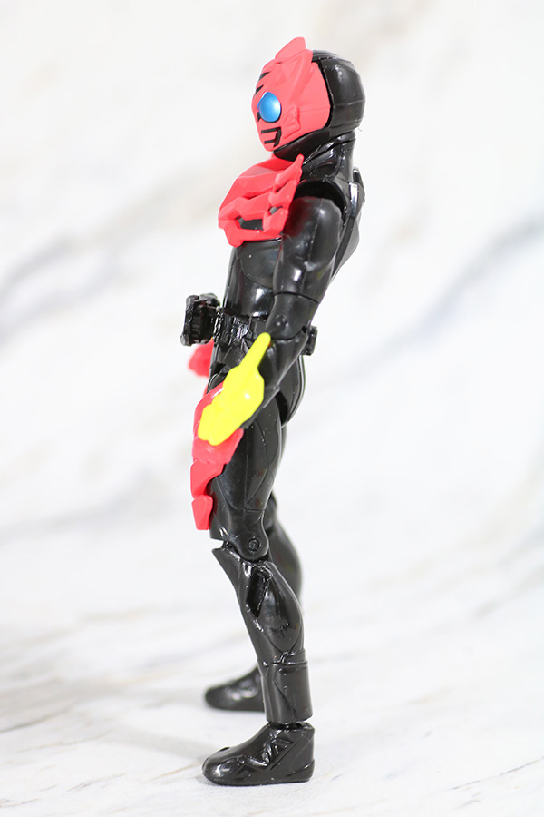 RKF　RIDER KICK'S FIGURE　仮面ライダーゼロワン　ハイブリットライズフィギュア　レビュー　フレイミングタイガー　全身