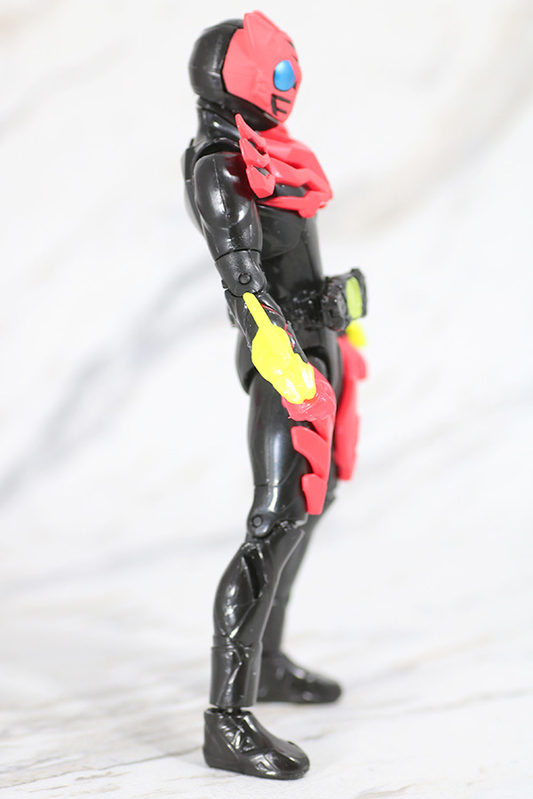 RKF　RIDER KICK'S FIGURE　仮面ライダーゼロワン　ハイブリットライズフィギュア　レビュー　フレイミングタイガー　全身