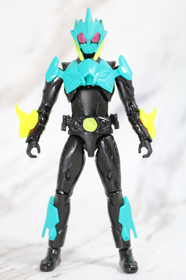 RKF　RIDER KICK'S FIGURE　仮面ライダーゼロワン　ハイブリットライズフィギュア　レビュー　バイティングシャーク　全身