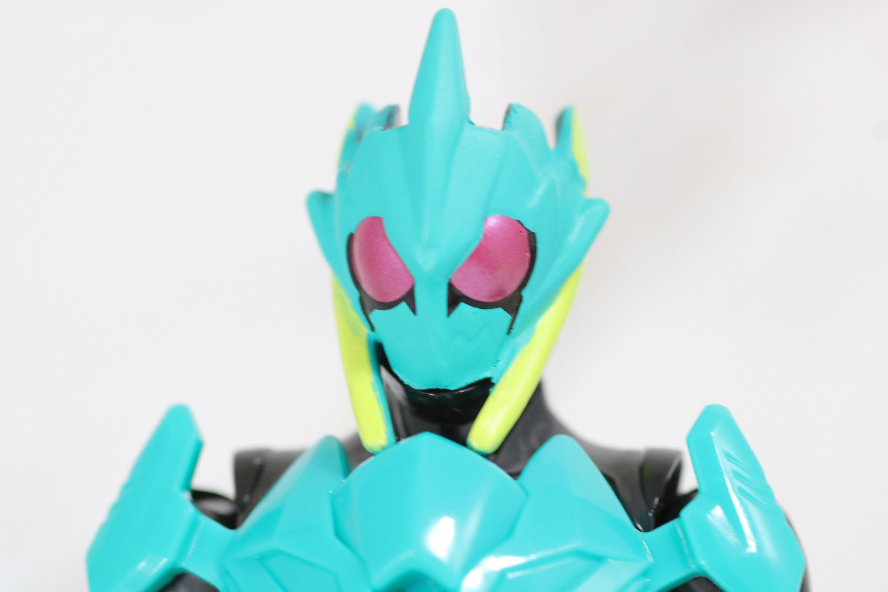 RKF　RIDER KICK'S FIGURE　仮面ライダーゼロワン　ハイブリットライズフィギュア　レビュー　バイティングシャーク　全身