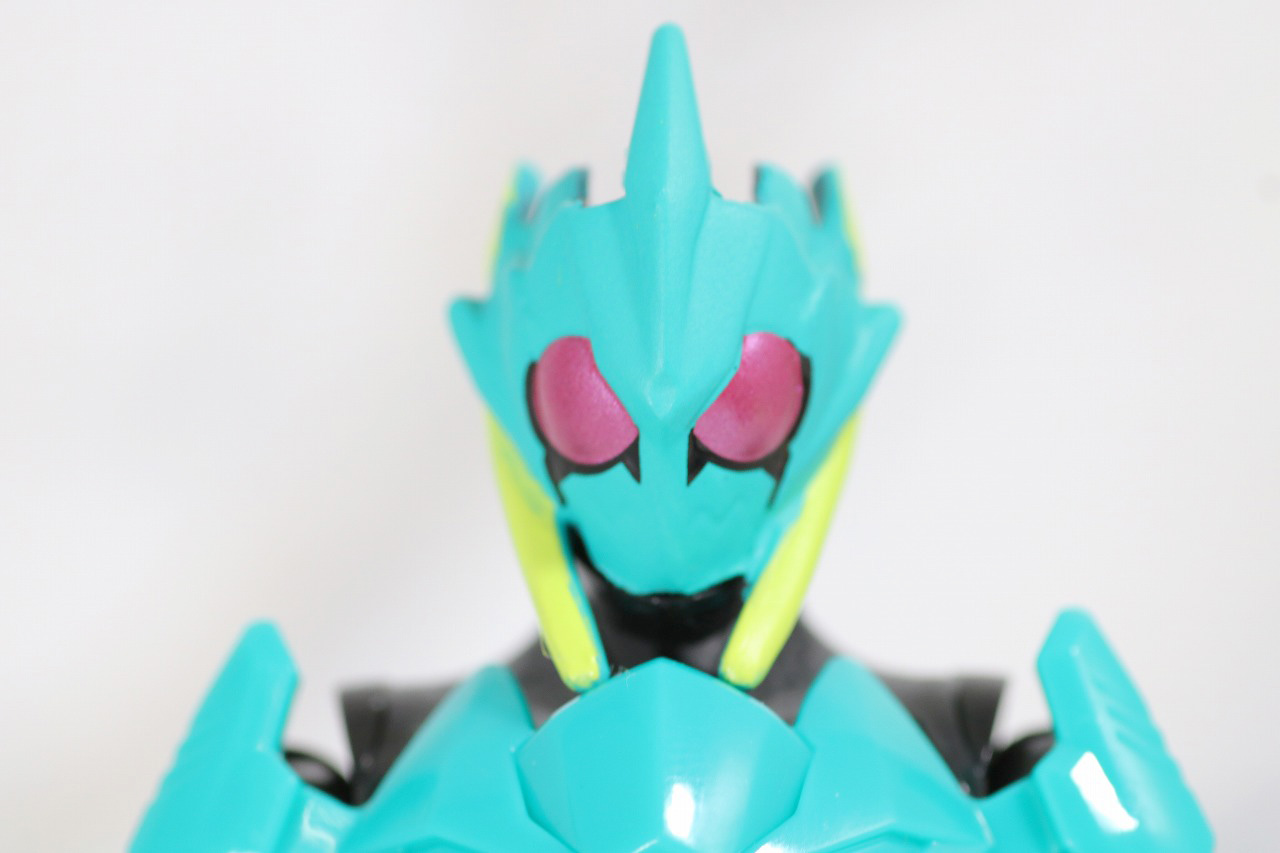 RKF　RIDER KICK'S FIGURE　仮面ライダーゼロワン　ハイブリットライズフィギュア　レビュー　バイティングシャーク　全身