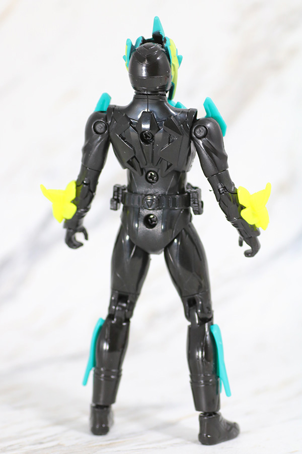 RKF　RIDER KICK'S FIGURE　仮面ライダーゼロワン　ハイブリットライズフィギュア　レビュー　バイティングシャーク　全身