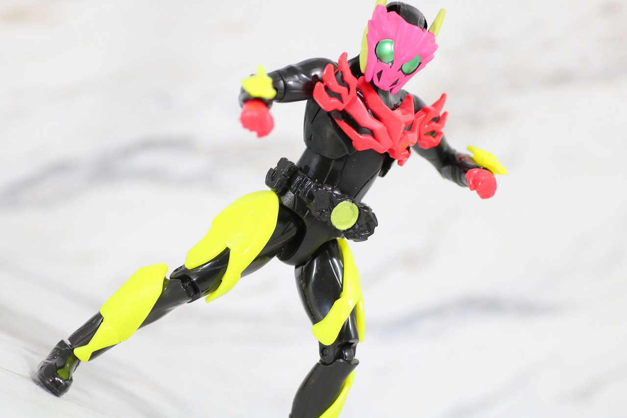 RKF　RIDER KICK'S FIGURE　仮面ライダーゼロワン　ハイブリットライズフィギュア　レビュー　オリジナル　アクション