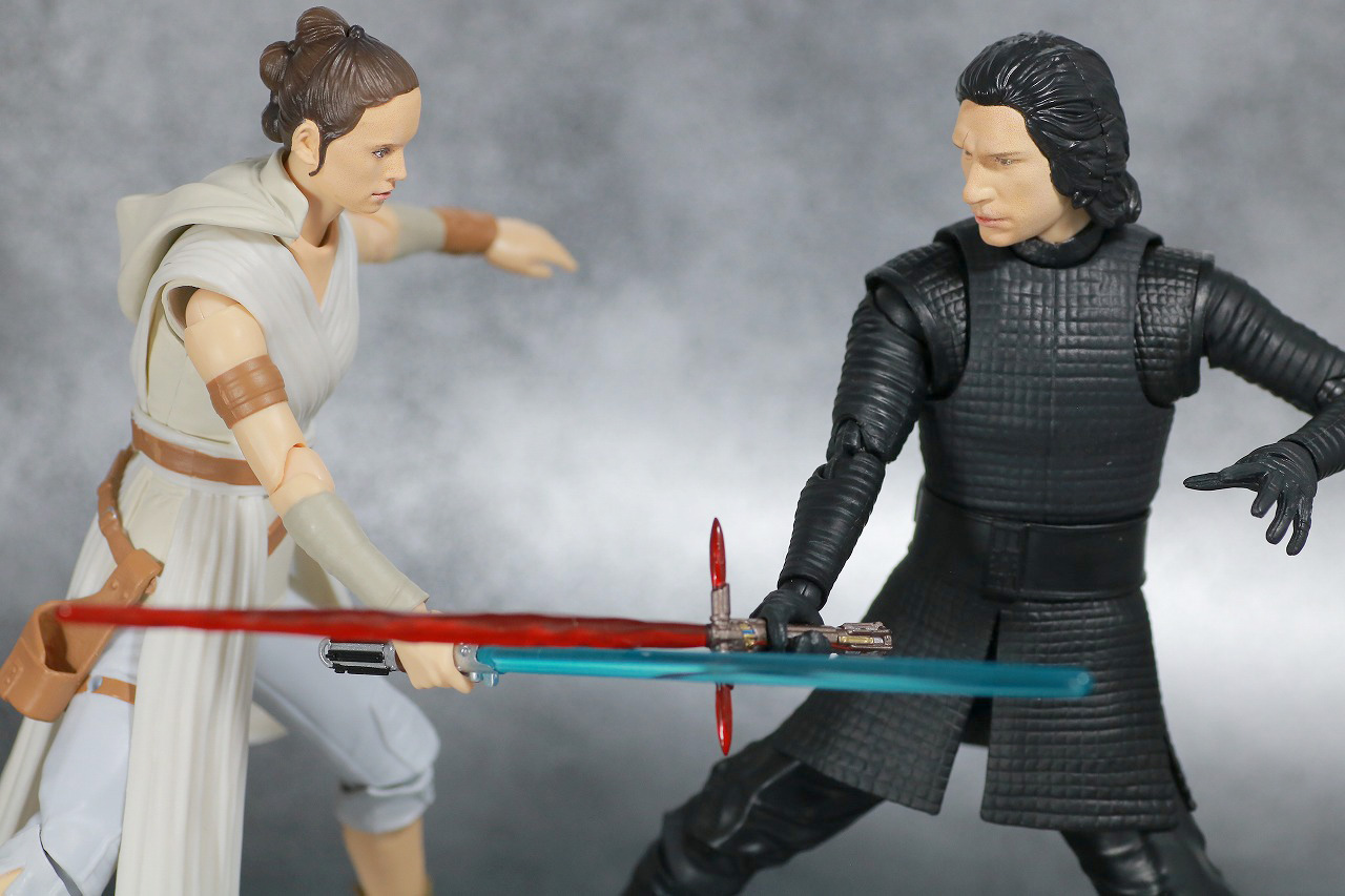 S.H.フィギュアーツ　カイロ・レン　（STAR WARS: The Rise of Skywalker）　スカイウォーカーの夜明け　レビュー　アクション　レイ