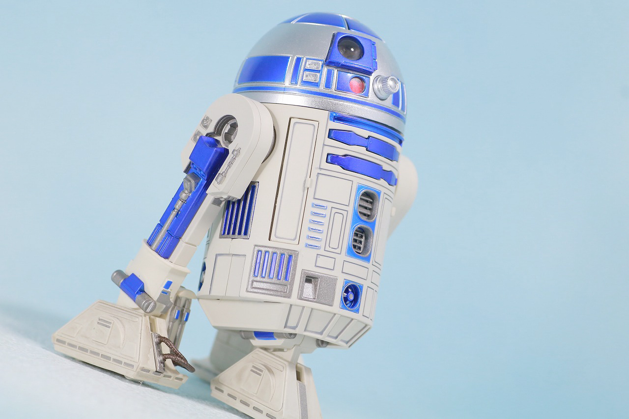 S.H.フィギュアーツ　R2-D2　（A NEW HOPE）　レビュー　アクション