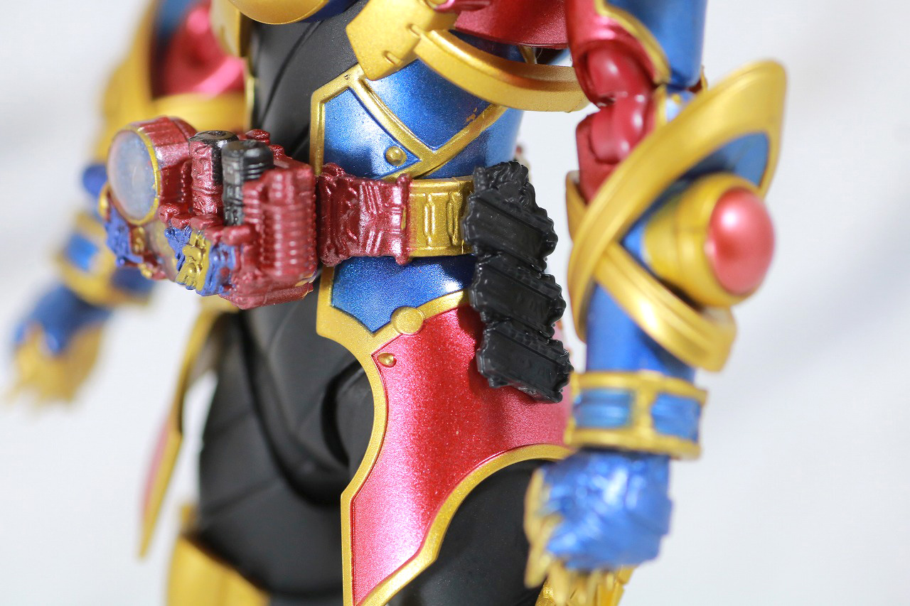 S.H.フィギュアーツ　仮面ライダーエボル　レビュー　全身