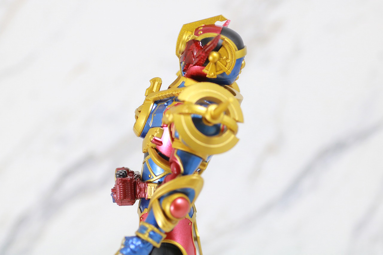 S.H.フィギュアーツ　仮面ライダーエボル　レビュー　可動範囲