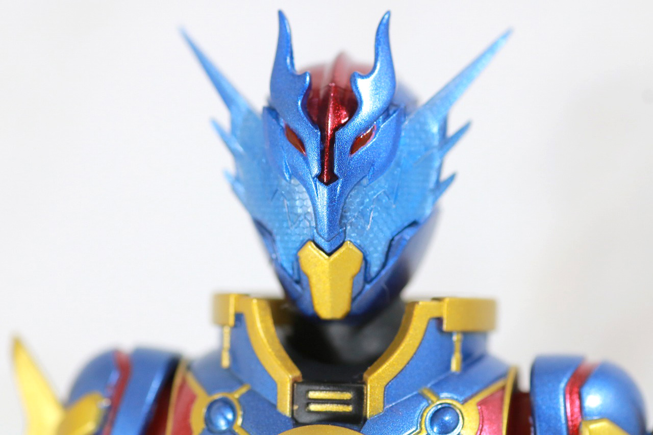 S.H.フィギュアーツ　仮面ライダーエボル　レビュー　付属品　フェーズ2　エボルドラゴン　全身