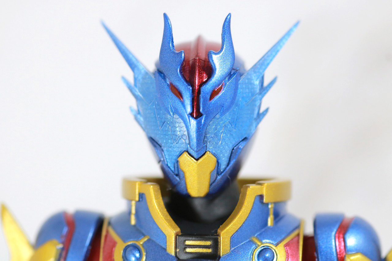 S.H.フィギュアーツ　仮面ライダーエボル　レビュー　付属品　フェーズ2　エボルドラゴン　全身