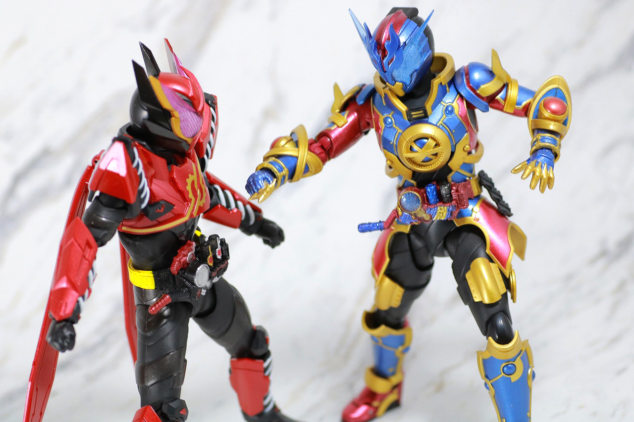 S.H.フィギュアーツ　仮面ライダーエボル　レビュー　アクション　フェーズ2　エボルドラゴン　仮面ライダービルド　ラビットラビットフォーム