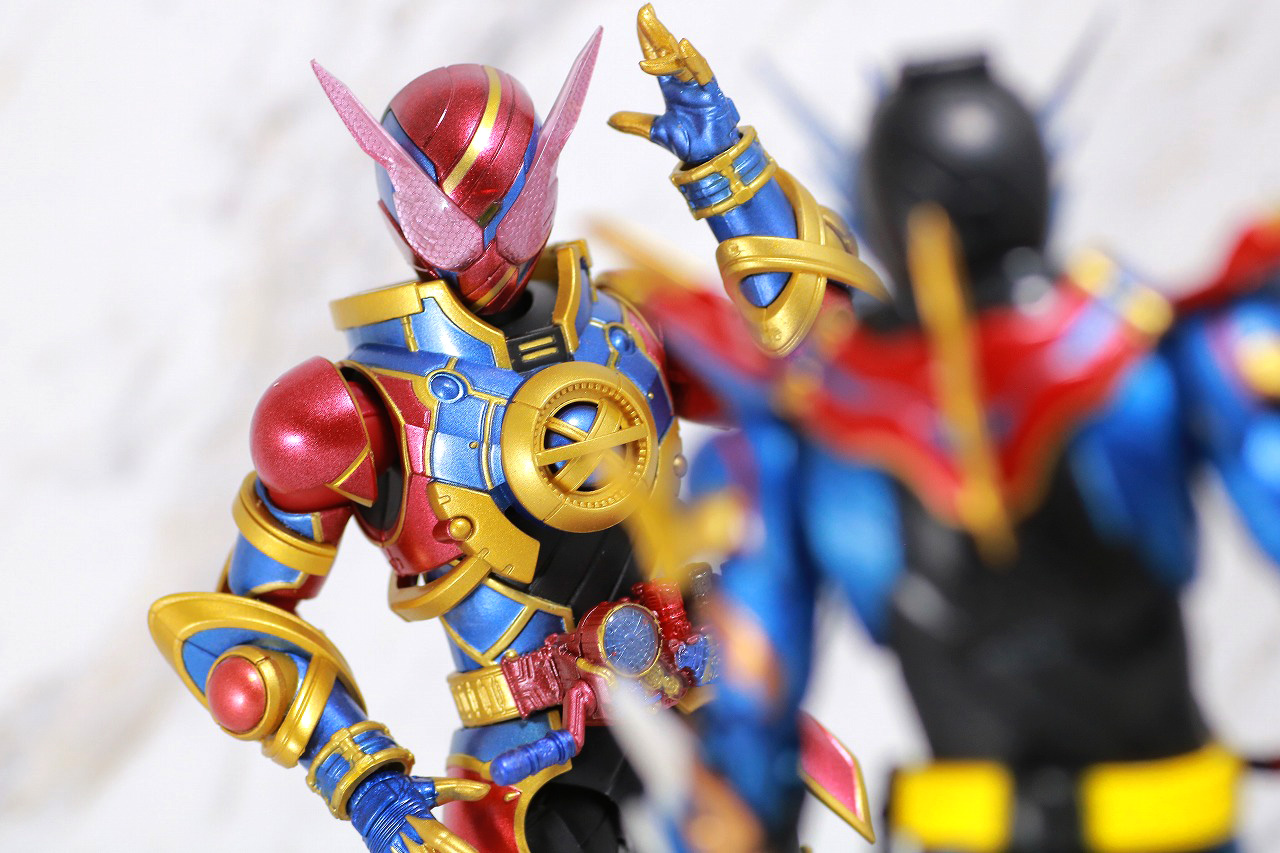 S.H.フィギュアーツ　仮面ライダーエボル　レビュー　アクション　フェーズ3　エボルラビット　仮面ライダーグレートクローズ