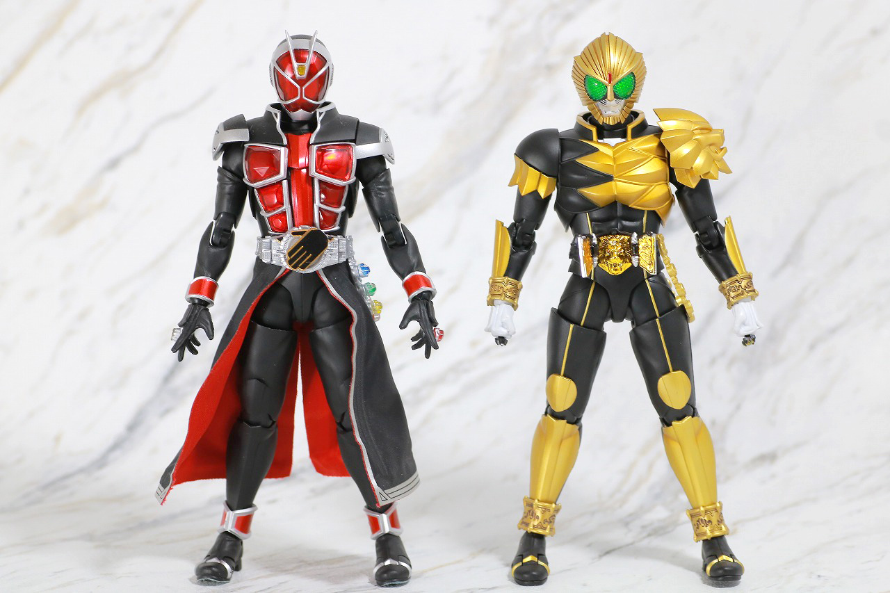 S.H.フィギュアーツ　仮面ライダービースト　真骨彫製法　レビュー　全身　仮面ライダーウィザード　フレイムスタイル　比較