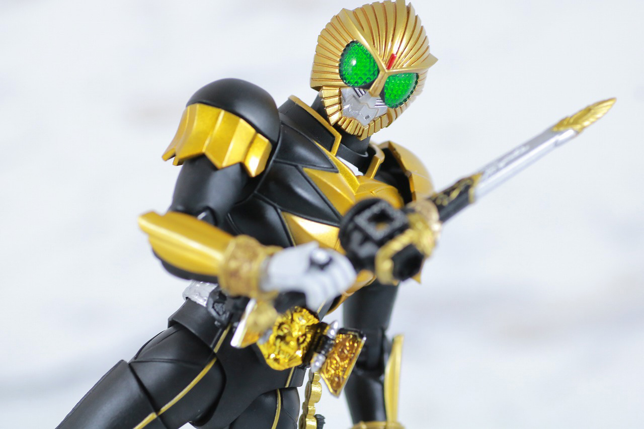 S.H.フィギュアーツ　仮面ライダービースト　真骨彫製法　レビュー　アクション