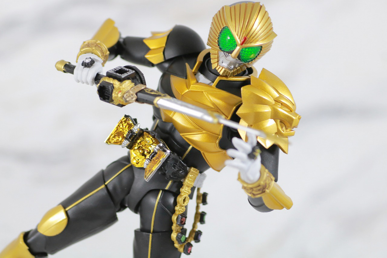 S.H.フィギュアーツ　仮面ライダービースト　真骨彫製法　レビュー　アクション