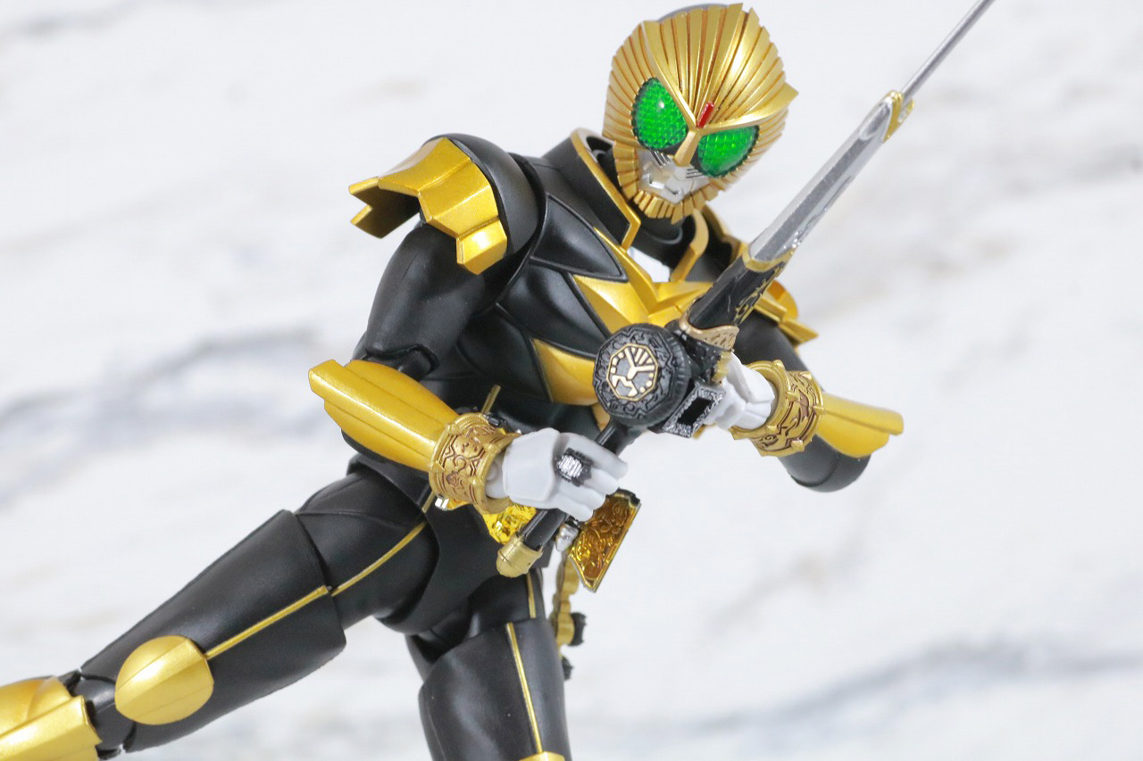 S.H.フィギュアーツ　仮面ライダービースト　真骨彫製法　レビュー　アクション