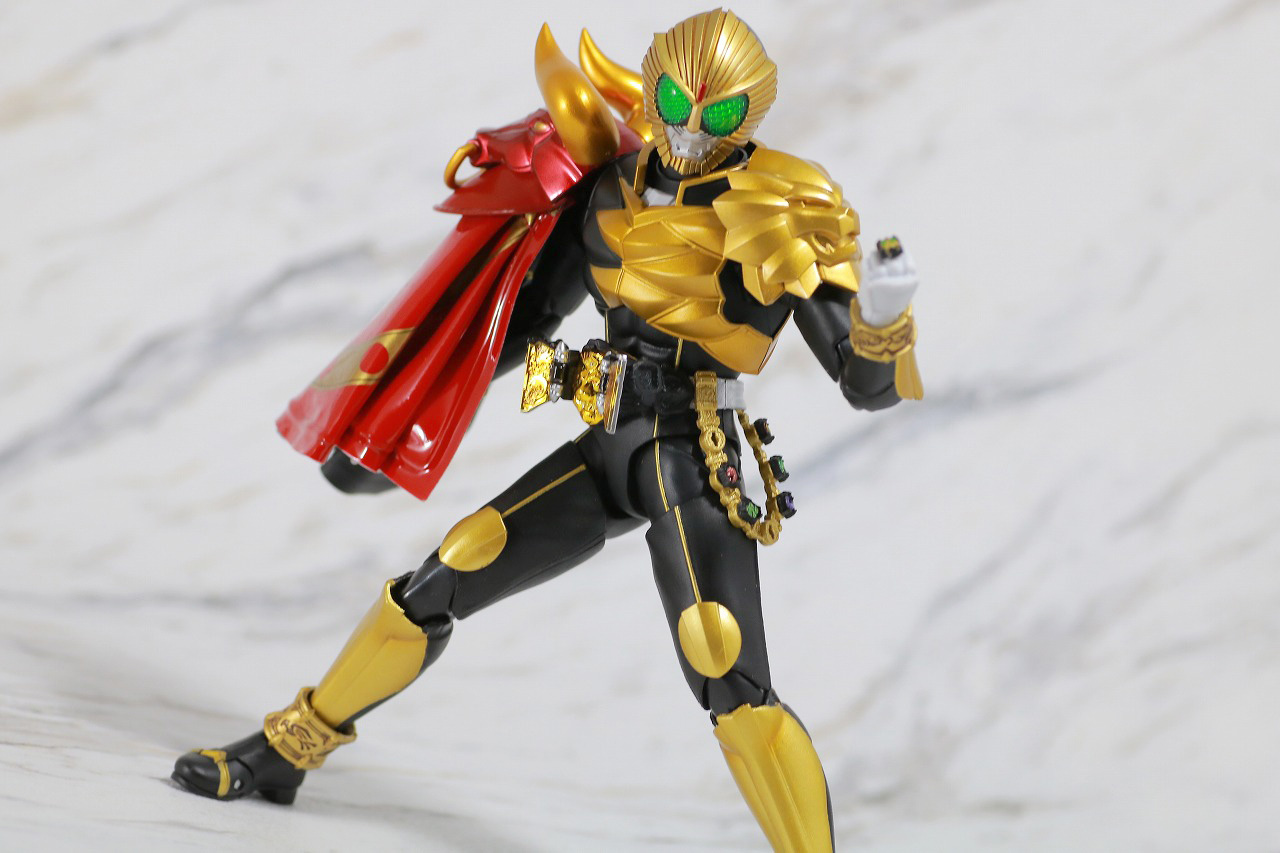 S.H.フィギュアーツ　仮面ライダービースト　マントセット　真骨彫製法　レビュー　アクション　バッファ