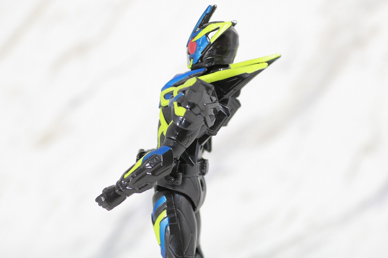 RKF　仮面ライダーゼロワン　シャイニングアサルトホッパー　レビュー　可動範囲