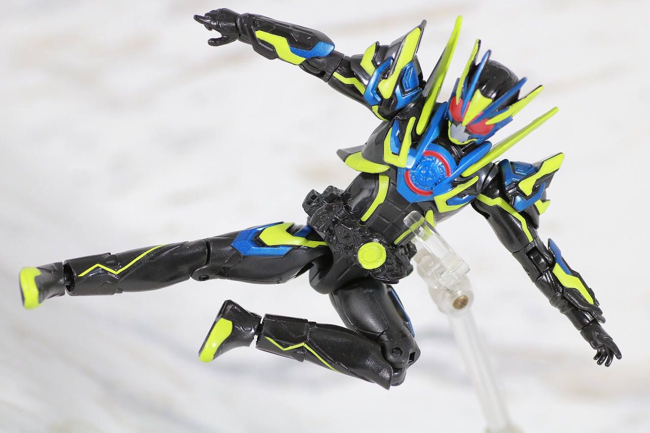 RKF　仮面ライダーゼロワン　シャイニングアサルトホッパー　レビュー　アクション