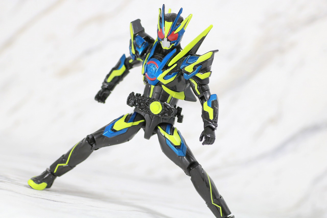 RKF　仮面ライダーゼロワン　シャイニングアサルトホッパー　レビュー　アクション