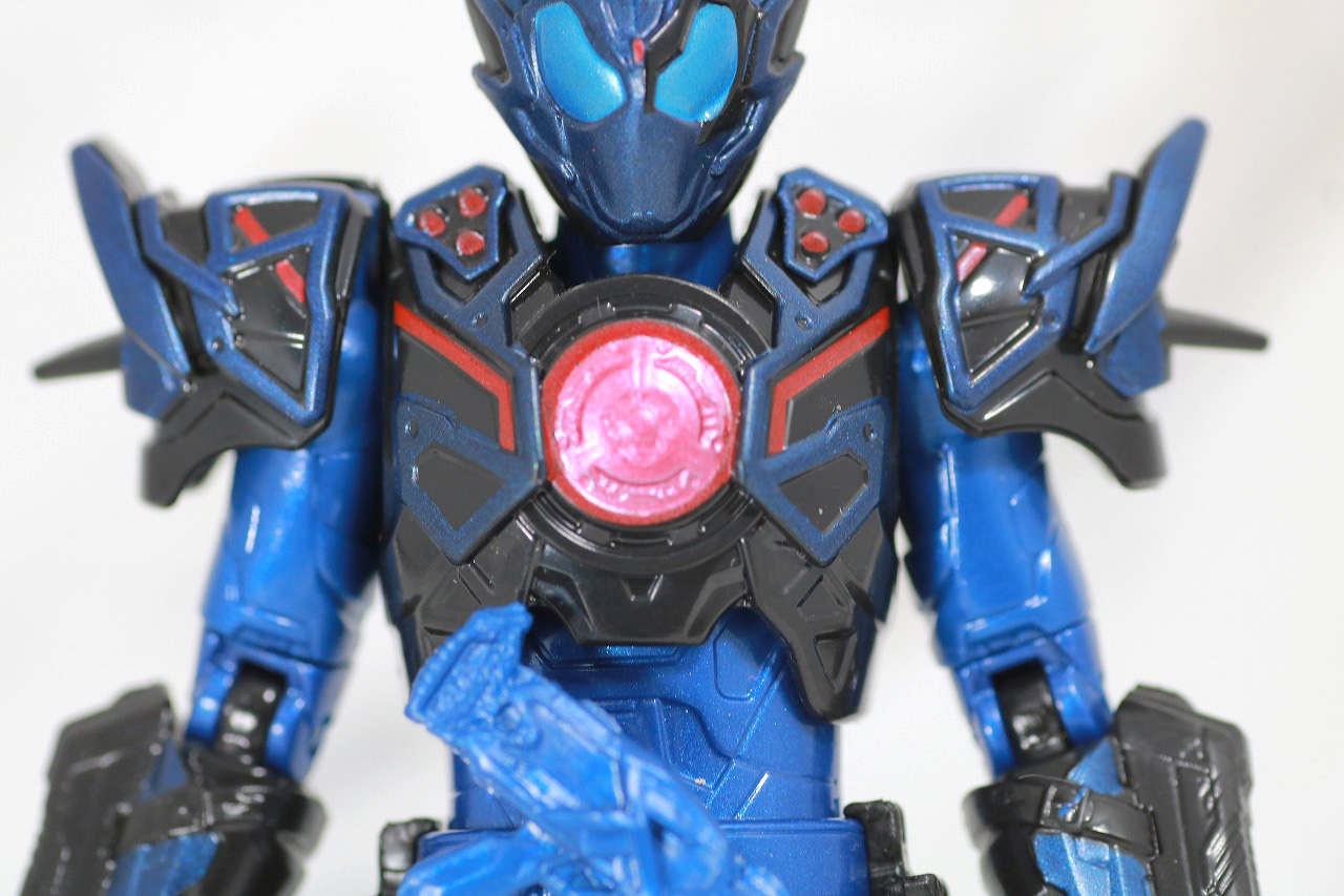 RKF　RIDER KICK'S FIGURE　仮面ライダーバルカン　アサルトウルフ　レビュー　全身