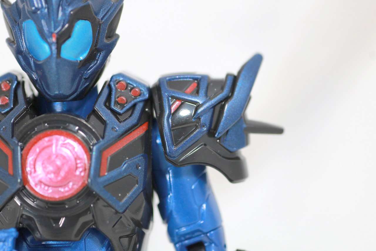 RKF　RIDER KICK'S FIGURE　仮面ライダーバルカン　アサルトウルフ　レビュー　全身