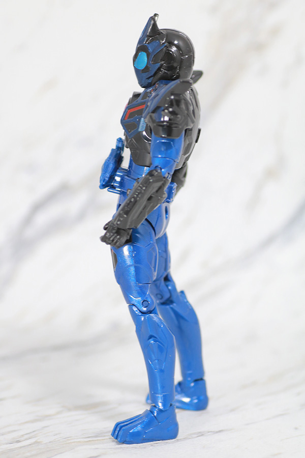 RKF　RIDER KICK'S FIGURE　仮面ライダーバルカン　アサルトウルフ　レビュー　全身